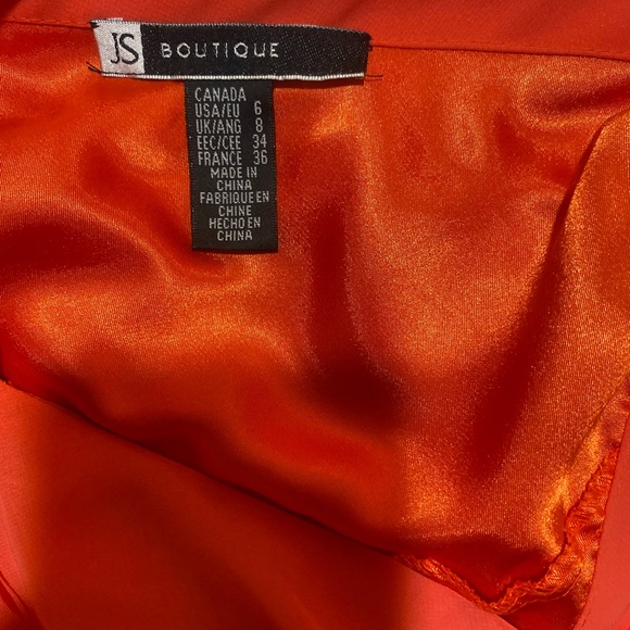 The dresses are like new, only worn once. some are size 6,8,10 and 12 - Picture 12 of 16